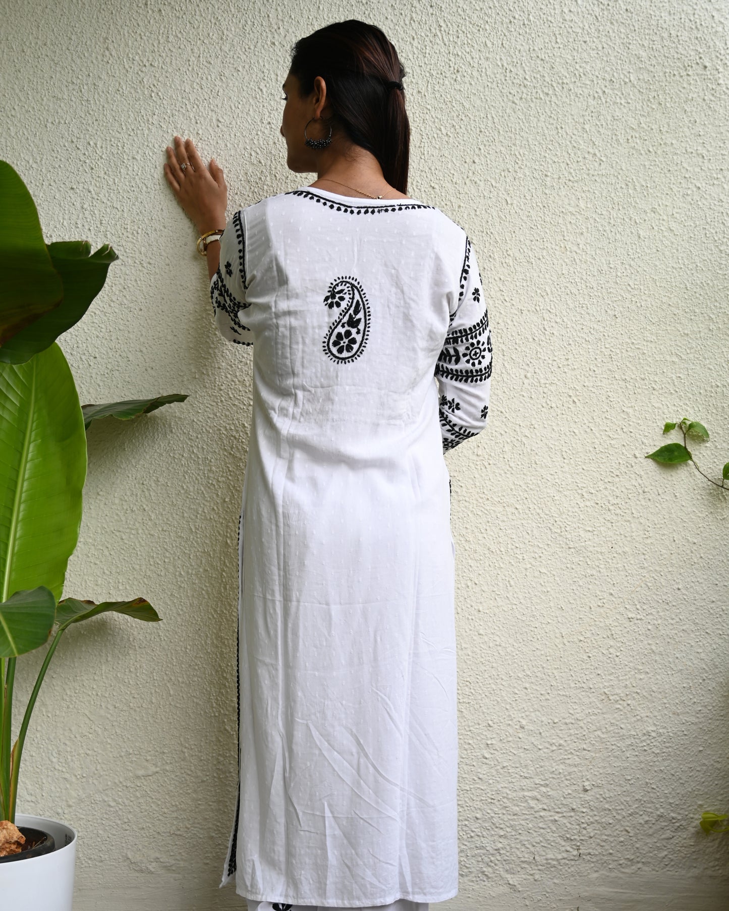 Handcrafted Chikankari Rayon White Kurta